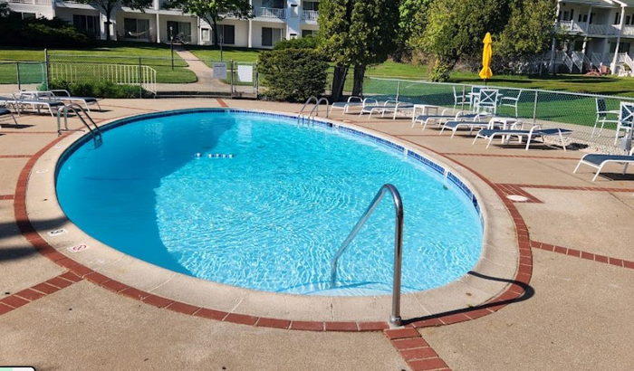 Colonial Inn - From Web Listing (newer photo)